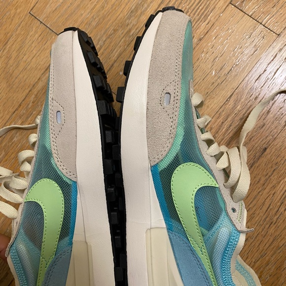 Nike Waffle One Women’s Classic Sneaker - Picture 5 of 5